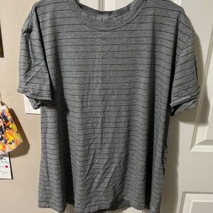 Lululemon gray w/black stripes tshirt